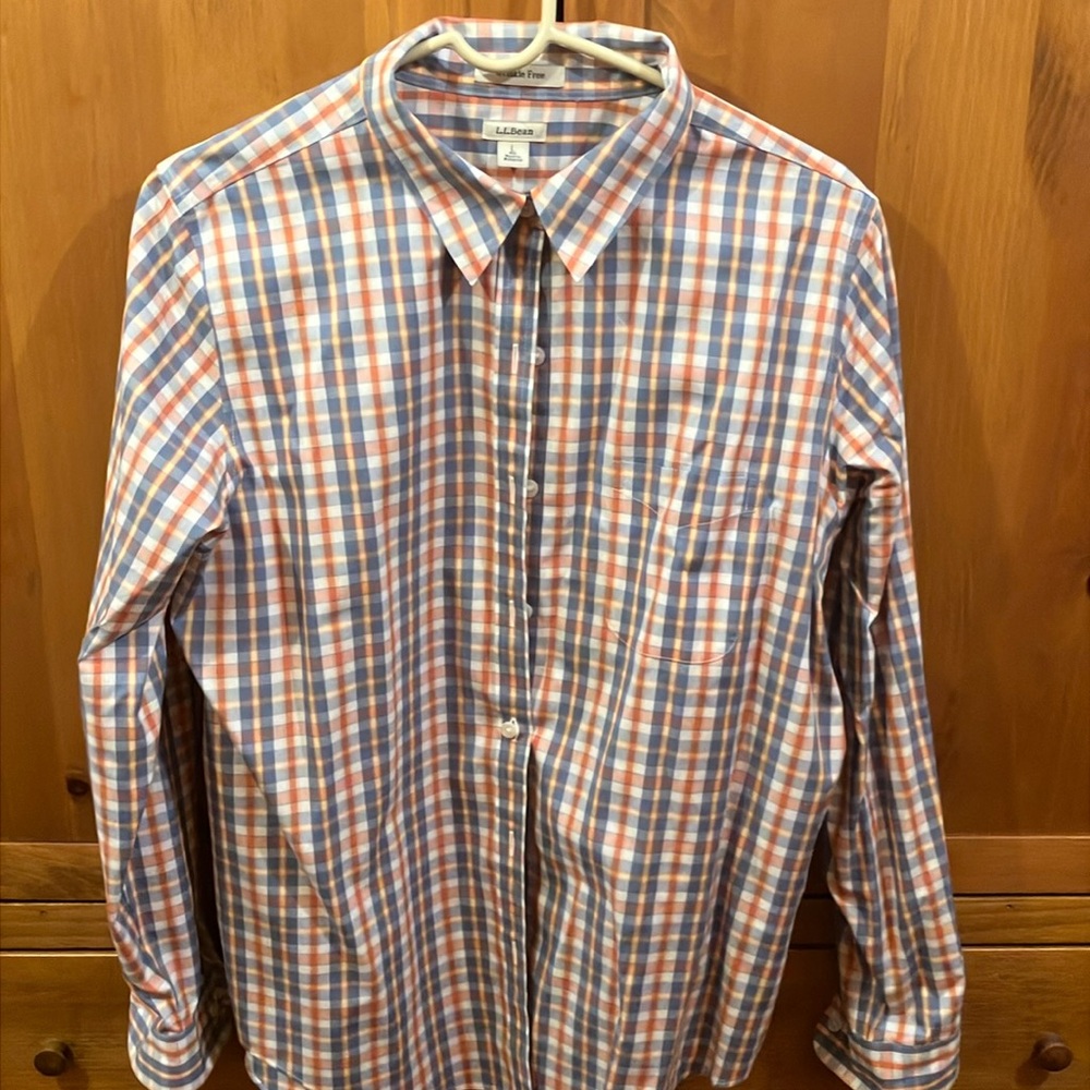 L.L. Bean Wrinkle Free Button Down Shirt L